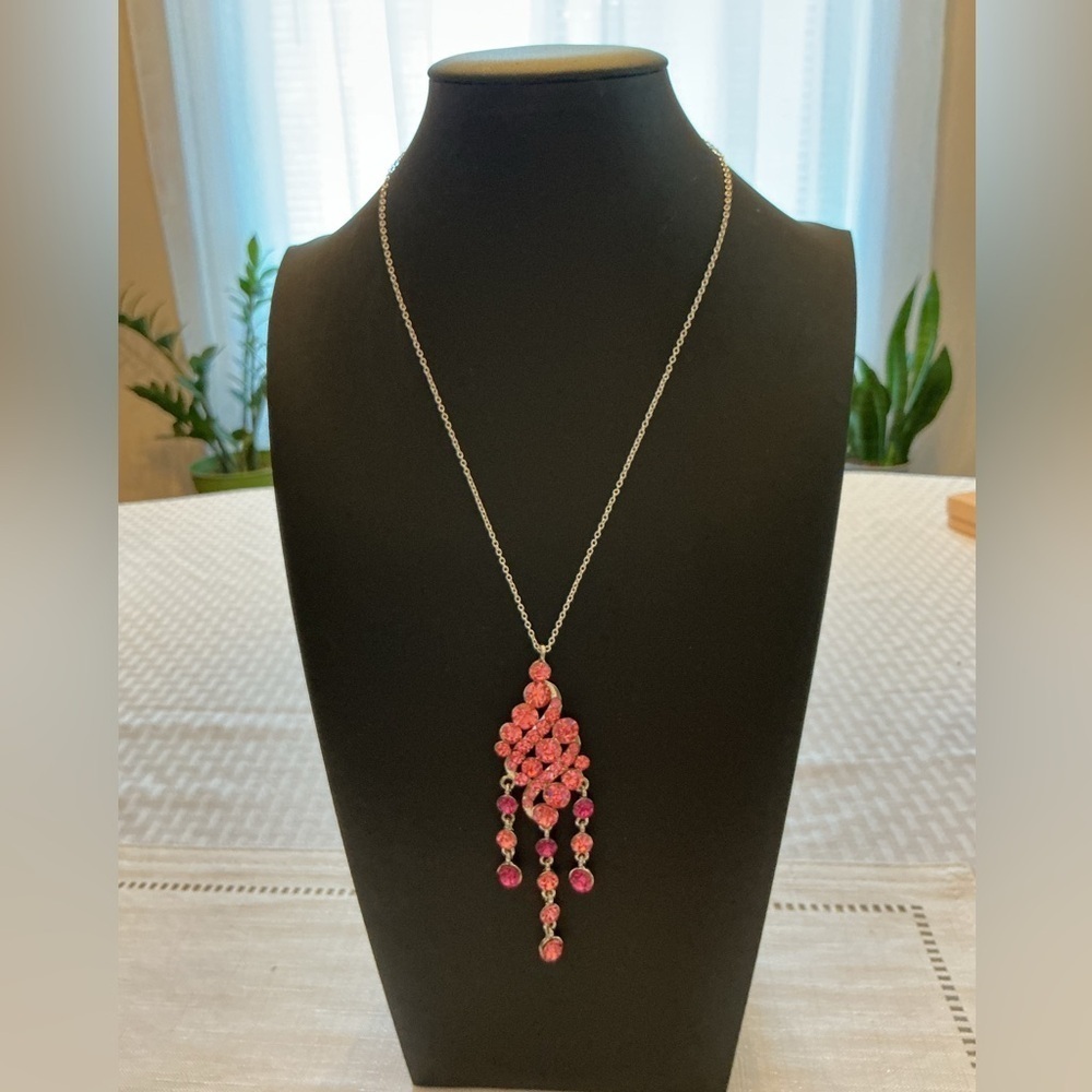 Pink Rhinestone Silver Tone Pendant Necklace and Earring Set
